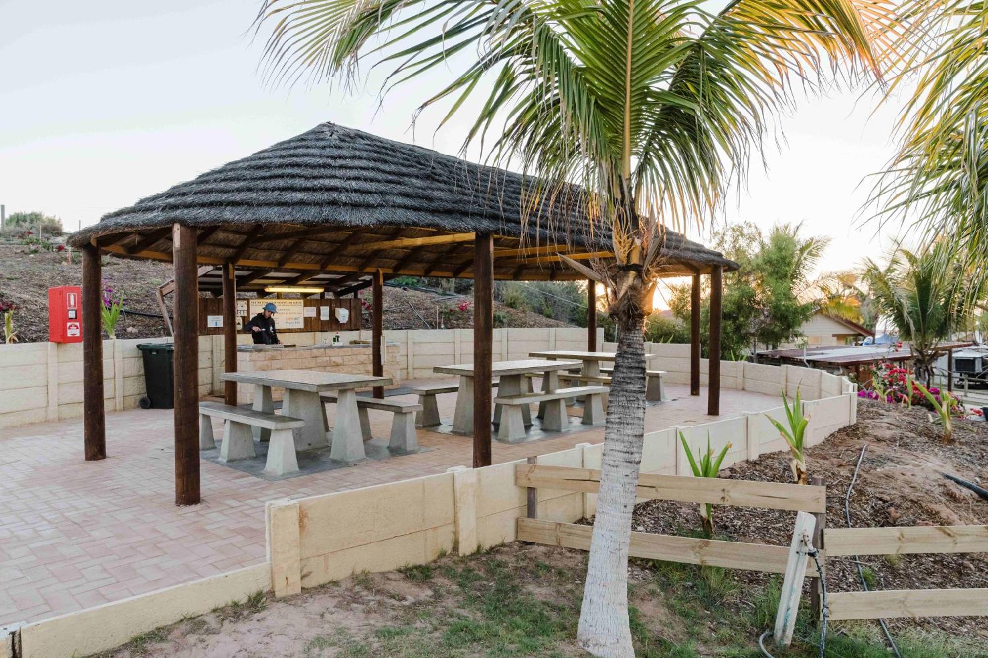 Peoples Park Apartment Coral Bay Ngoại thất bức ảnh